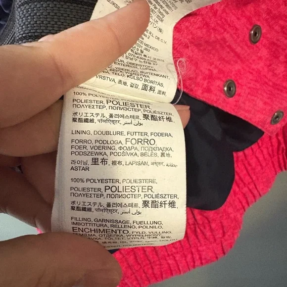 Roxy size M vibrant Pink, ski or snowboard Hooded winter snow Jacket - Picture 5 of 8